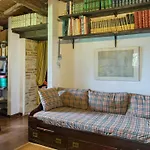 La Cerqua 8, Emma Gualdo Cattaneo