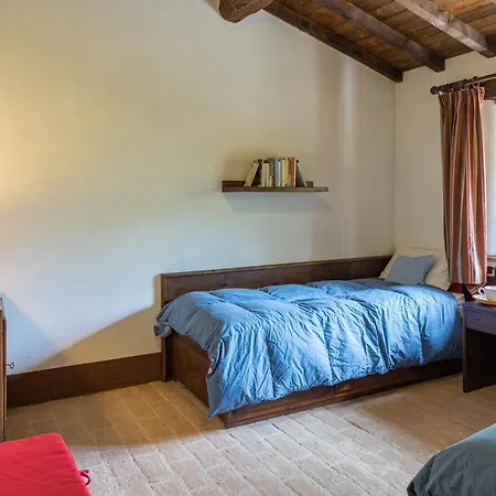 La Cerqua 8, Emma Villa Gualdo Cattaneo