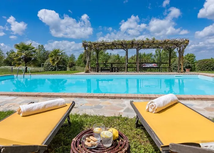 Villa La Cerqua 8, Emma Gualdo Cattaneo