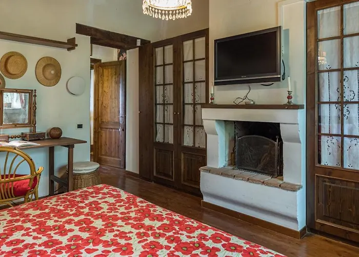 La Cerqua 8, Emma Villa