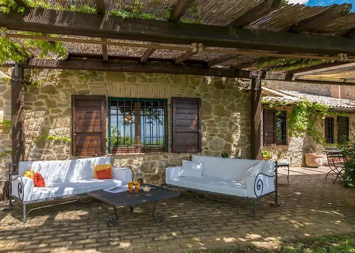 La Cerqua 8, Emma Gualdo Cattaneo